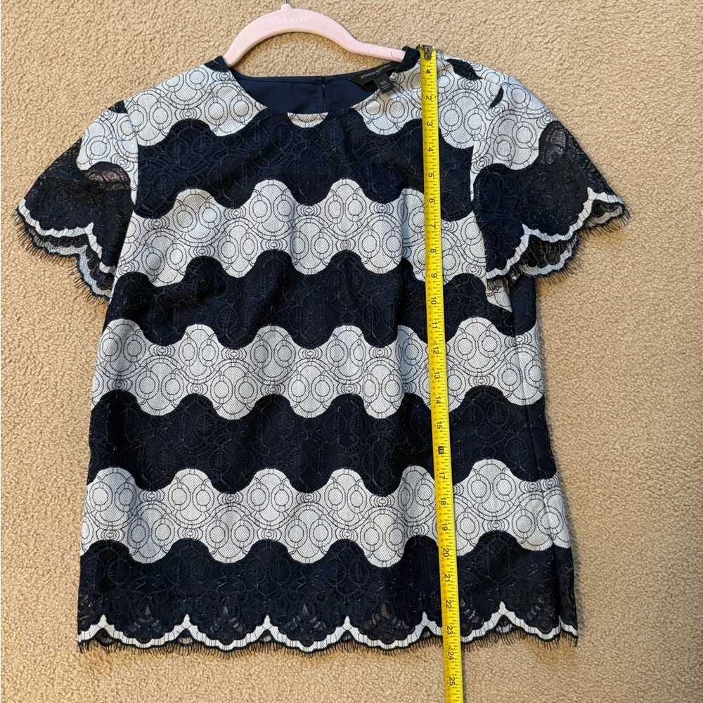 Banana Republic | Navy and White Lace Striped Blouse Top | Size XS - Picture 4 of 7